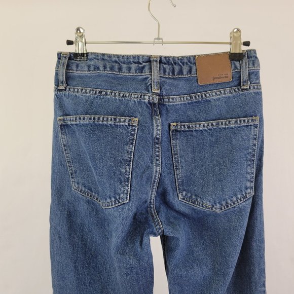Stradivarius High Rise Button Fly Mom Cropped Jeans, Medium Wash - Picture 6 of 11